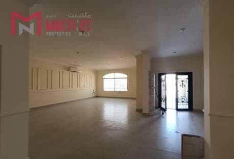 Spacious SF Villa | Ideal for Convenient Living
