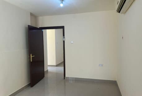 Marikh room with hall and kitchen and bathroom