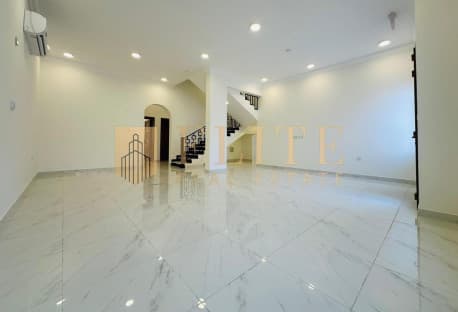 Spacious 7BR Unfurnished Villa in Markhiya – 600sq