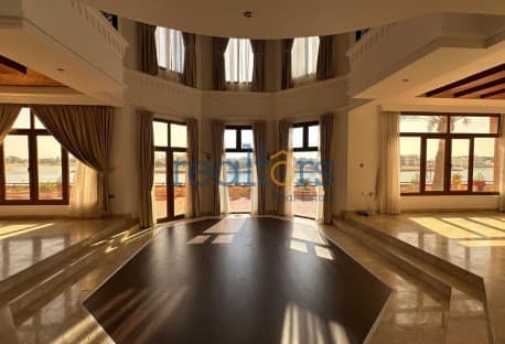 Luxury 5-Bed Living with a Private Sea and Garden