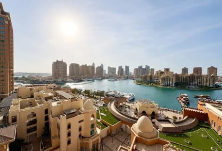 3 BR Apartment on The Pearl Month Free