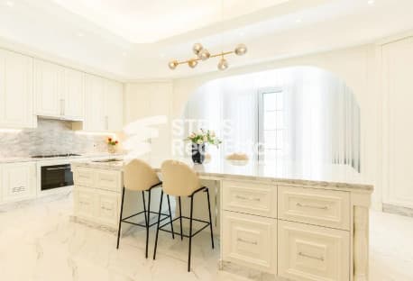 Elegant Luxury Villa for sale in Lusail with Pool