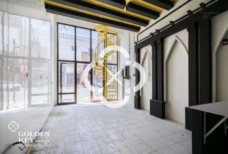 Premium Area High Traffic | Retail Spaces