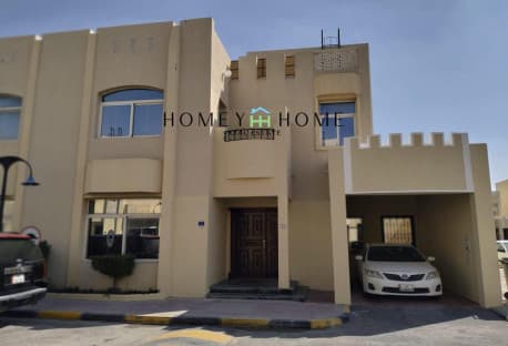 villa 4BHK IN COMPOUND IN ALGHARAFA,BALCONY