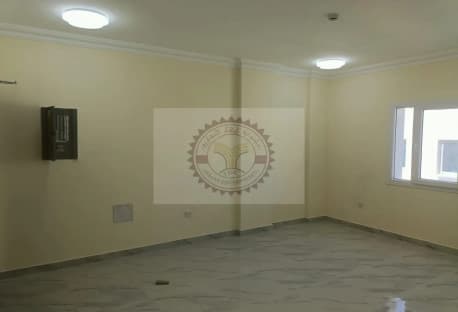 2 bhk unfurnished flat with 1 month free at 4000qr