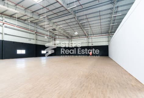 Warehouse with Office, Security | Ample Parking