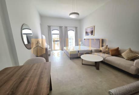 Modern Fully Furnished Studio – Prime Location