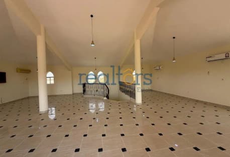 Spacious 4BR Villa with Private Pool | Legtaifiya