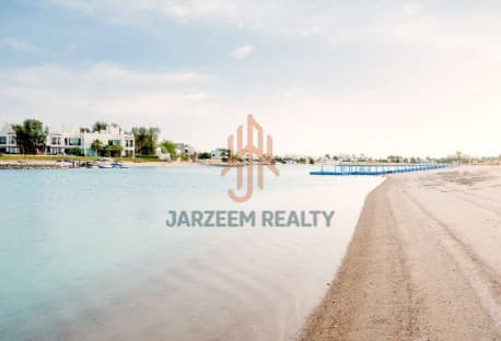Private Garden | 4BR Villa | SF | Maid’s Room