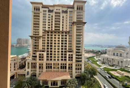 FOR SALE. 1 BEDROOM-F/F-WITH TITLE DEEDS