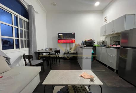 Unfurnished 1 BHK in al dafna Including Bills
