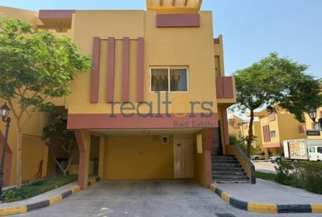 Al Messila Compound Villa | 5BR | Gym & Pool