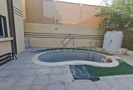 PERFECT DEAL Villa 6 Bedrooms in AL KHEESA