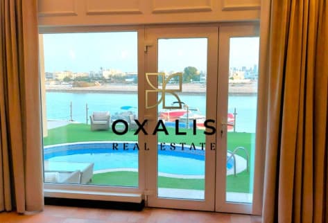 WITH PRIVATE POOL | BEACH FRONT 5 BEDROOMS VILLA