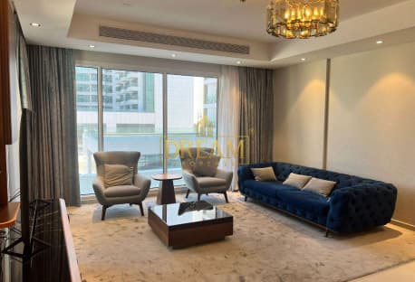Vendom Mall View | Elegant 1 Bedroom with Balcony