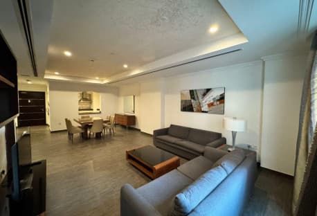 Luxurious Apartment| 02 Bedrooms| Balcony