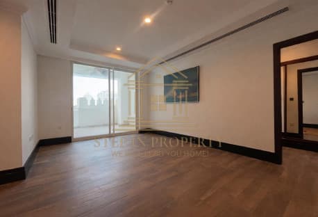 Cozy 1 Bedroom W Balcony | SF | Bills In