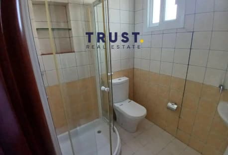 5 BR Villa in West Bay Lagoon with 380 sqm Space