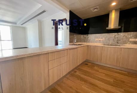 Prime Pearl Address | Spacious 1 Bedroom Apartment