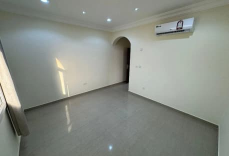 2-BHK penthouse Near Thumama Mall & Services