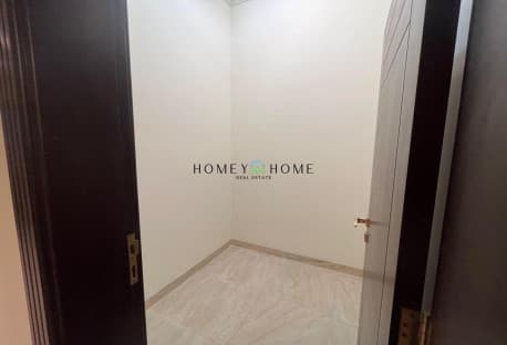 1 month free: 3bhk with Storage in Bin Mahmoud