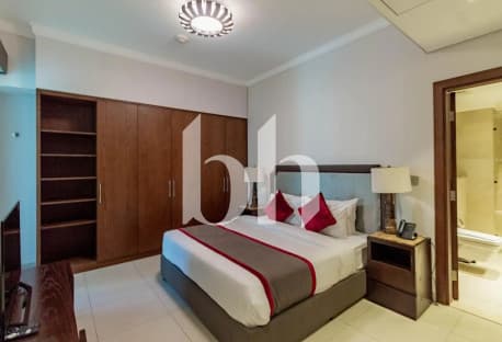 Elegant Waterfront Living | Fully Furnished 1-BHK