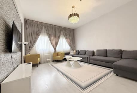 Spacious 1Bedroom - Balcony - Fox Hills