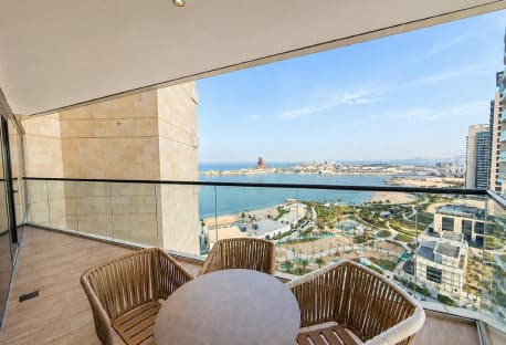Amazing sea view ! Brand new 2 bedrooms