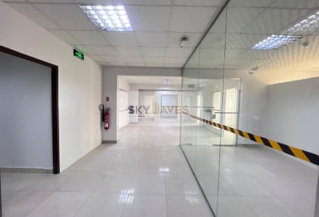 234 SQM PARTITIONED OFFICE IN INDUSTRAIL AREA