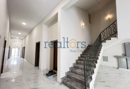 11 BEDS Brand New Female Staff Villa for One Com