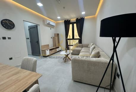 Spacious 2BHK Flat | Big Balcony | Bills Included
