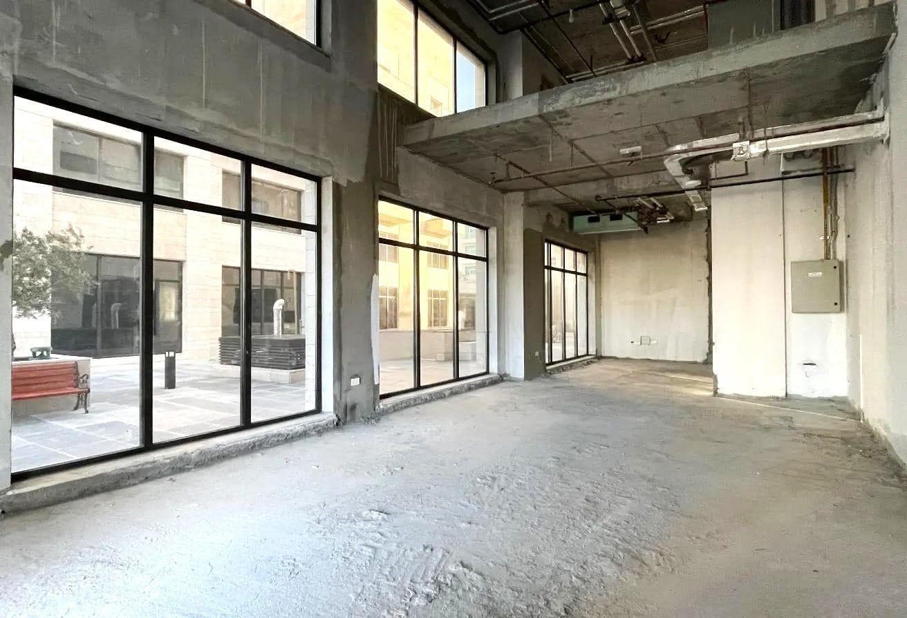 PRIME LOCATION | COMMERCIAL SHOP FOR RENT