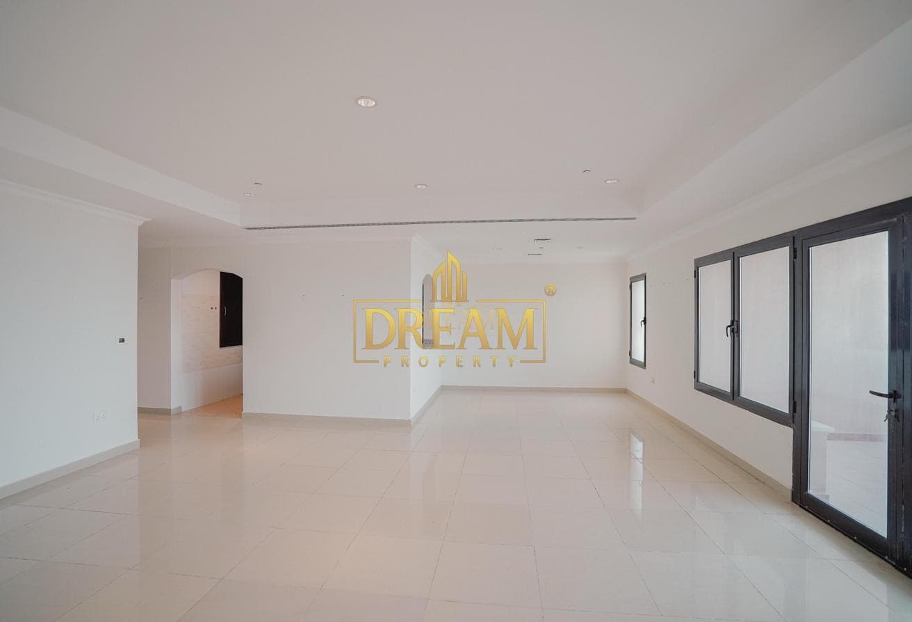 Semi-Furnished Spacious 2 Bedroom In Porto Arabia