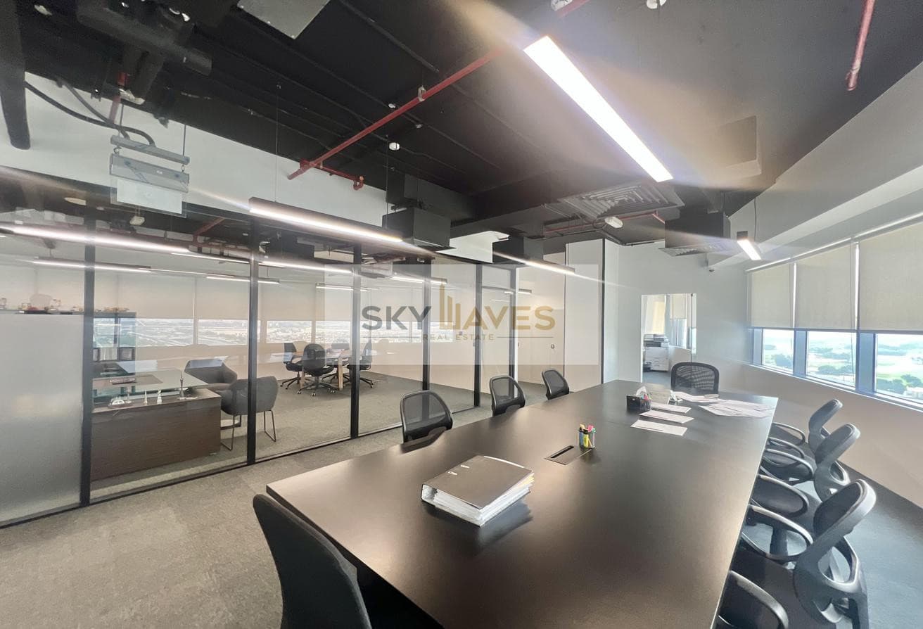 BEAUTIFUL OFFICE 250 SQM IN LUSAIL MARINA