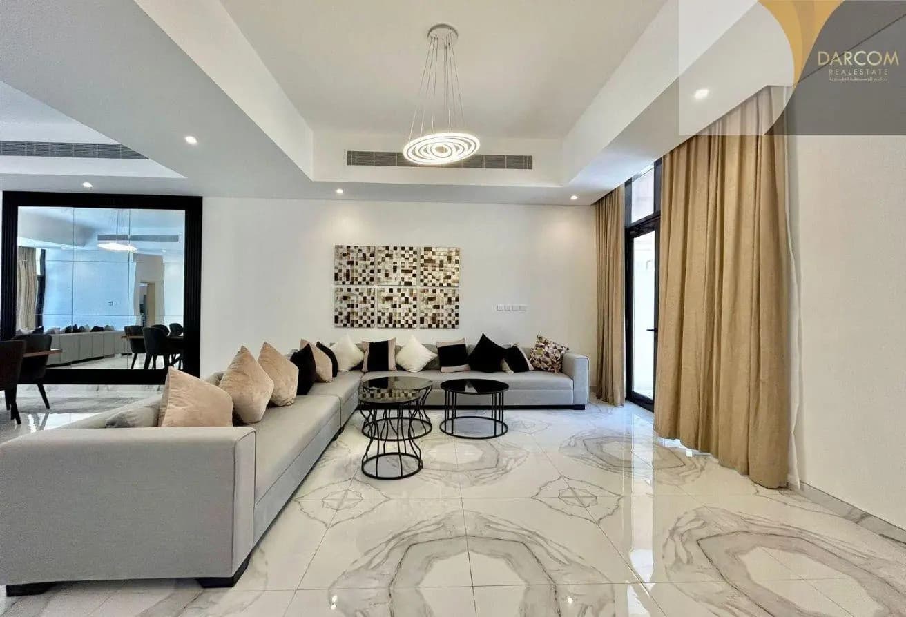 MODERN VILLA / 5 BEDROOMS / PRIVATE POOL