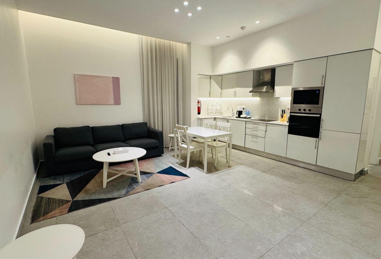 Long-Term 1BHK Serviced Apartment | City Centre