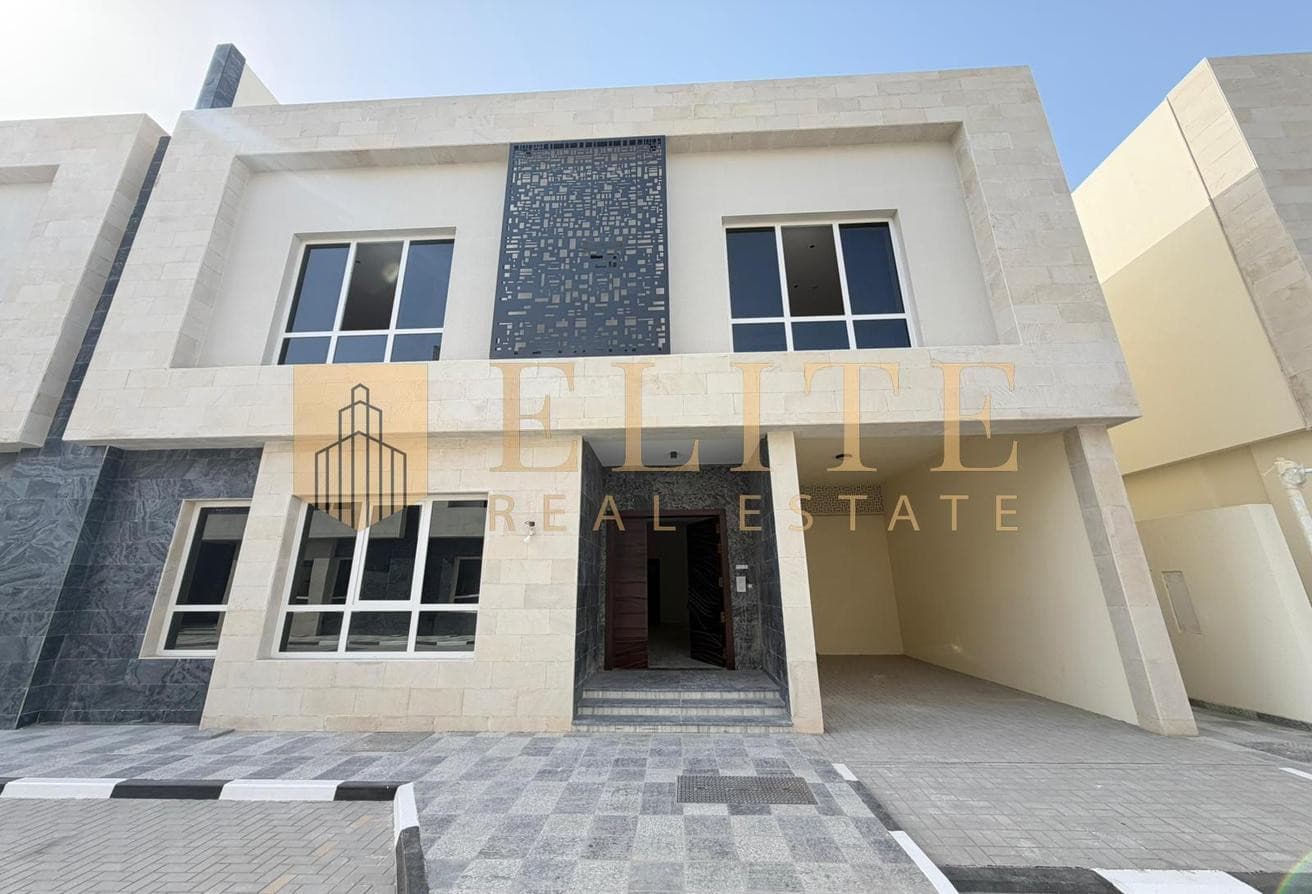 Luxurious Modern 7 Master Bedrooms Villa
