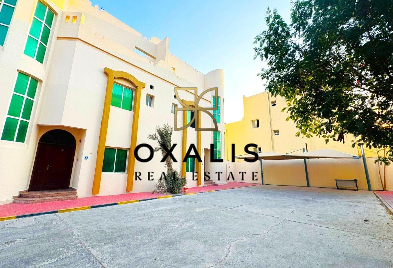 UNFURNISHED 5 BHK VILLA | FAMILY OR LADIES STAFF