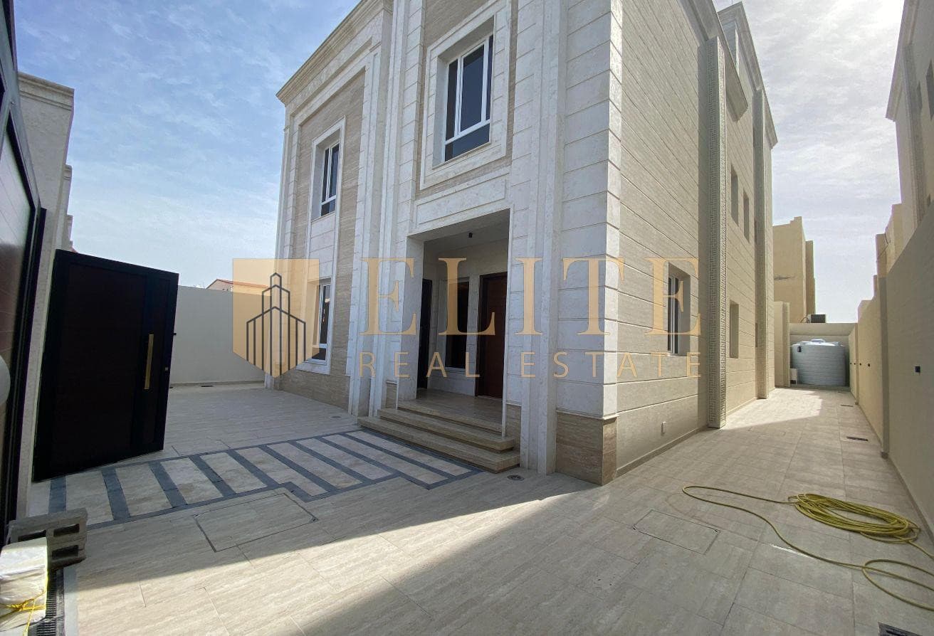 Elite 7BR Villa | 703sqm | Lift | Extra Kitchen