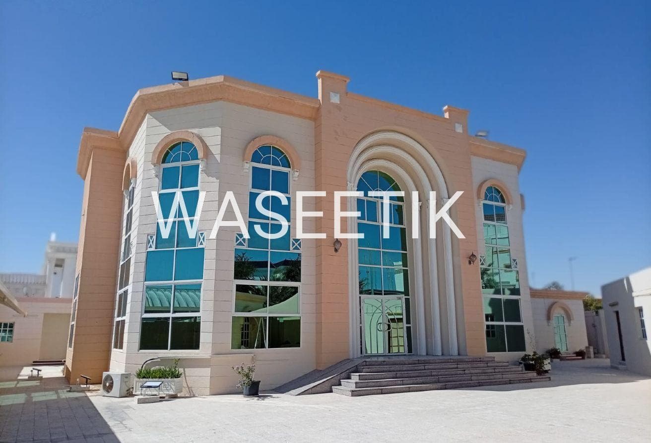 Spacious Service Villa for Rent – Al Leqtifiya