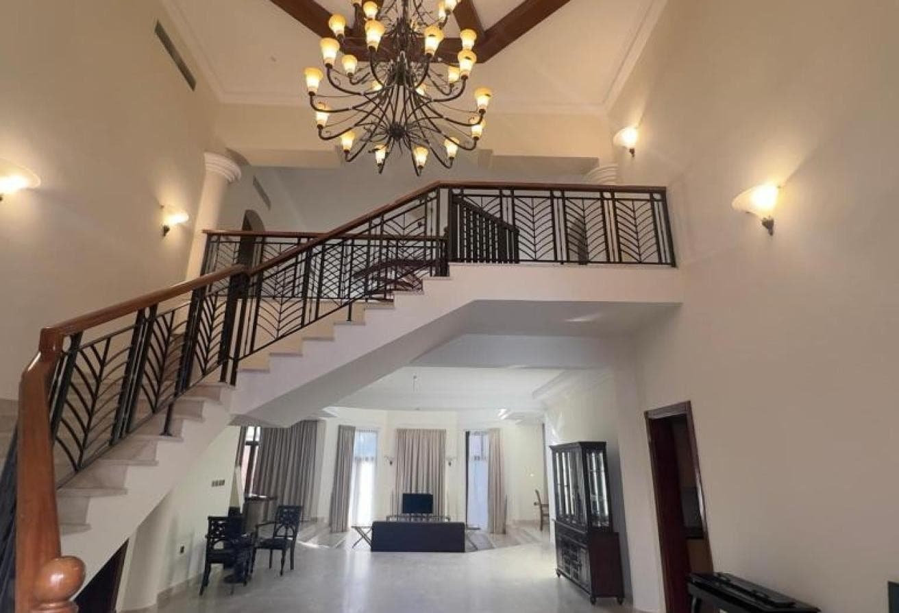 5 Bed | West bay lagoon | QAR. 20,000 | Semi