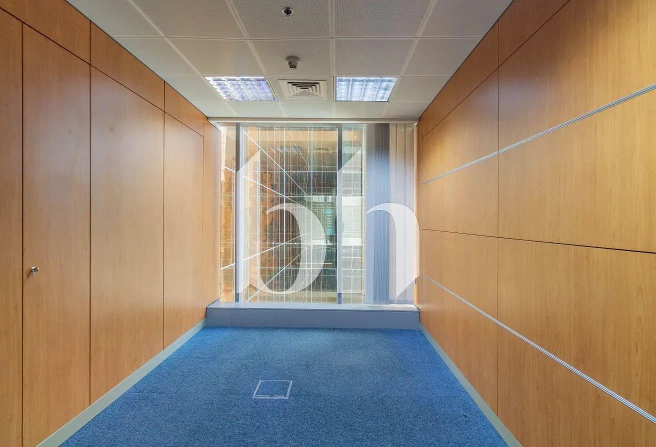 HIGH FLOOR | FULLY FITTED | OFFICE SPACE