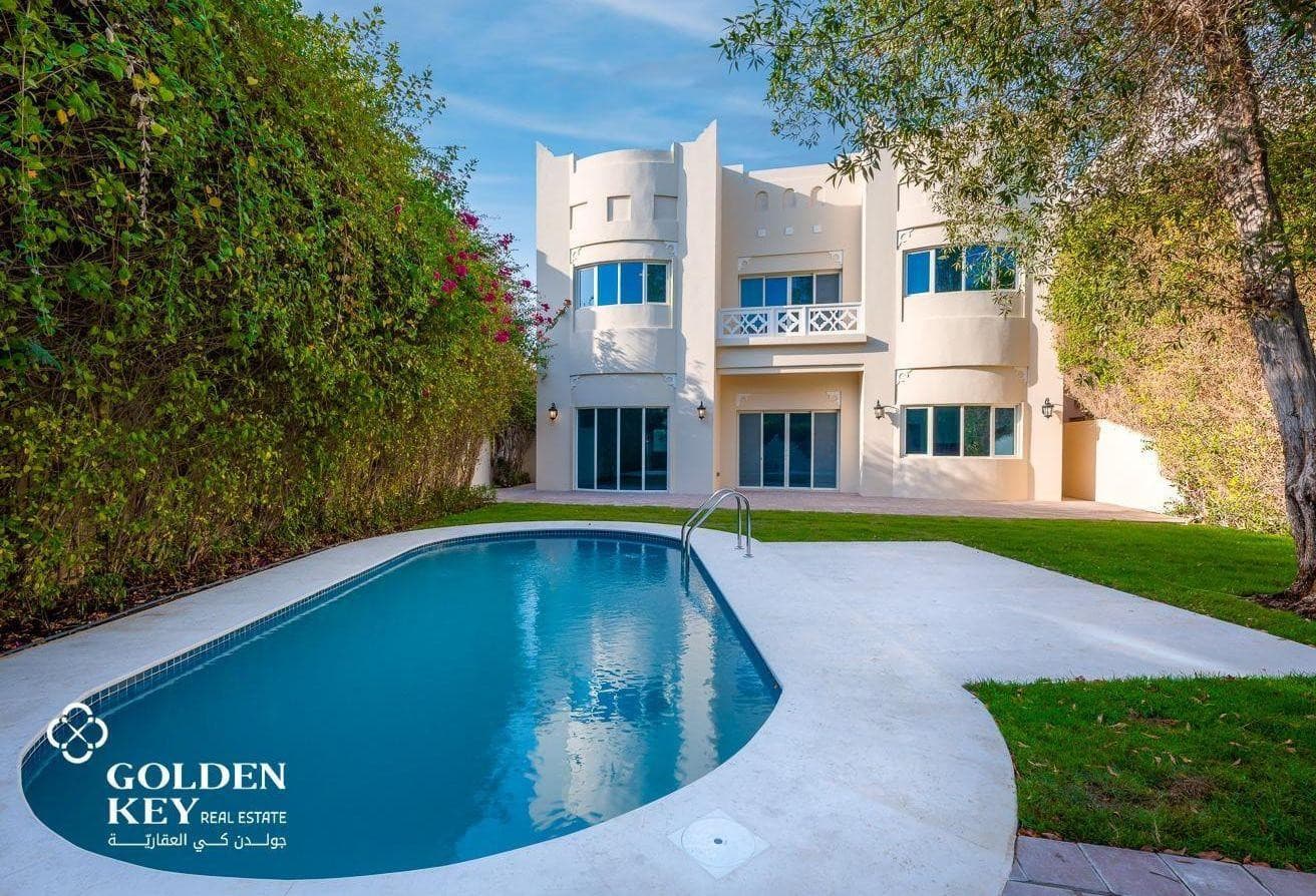 Spacious Layout | 4BR Villa | Pool/Beach access