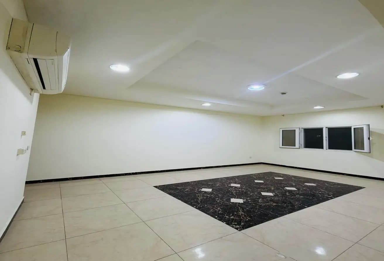 3Bedroom Apartment for Rent Al Nasr Area Al sadd