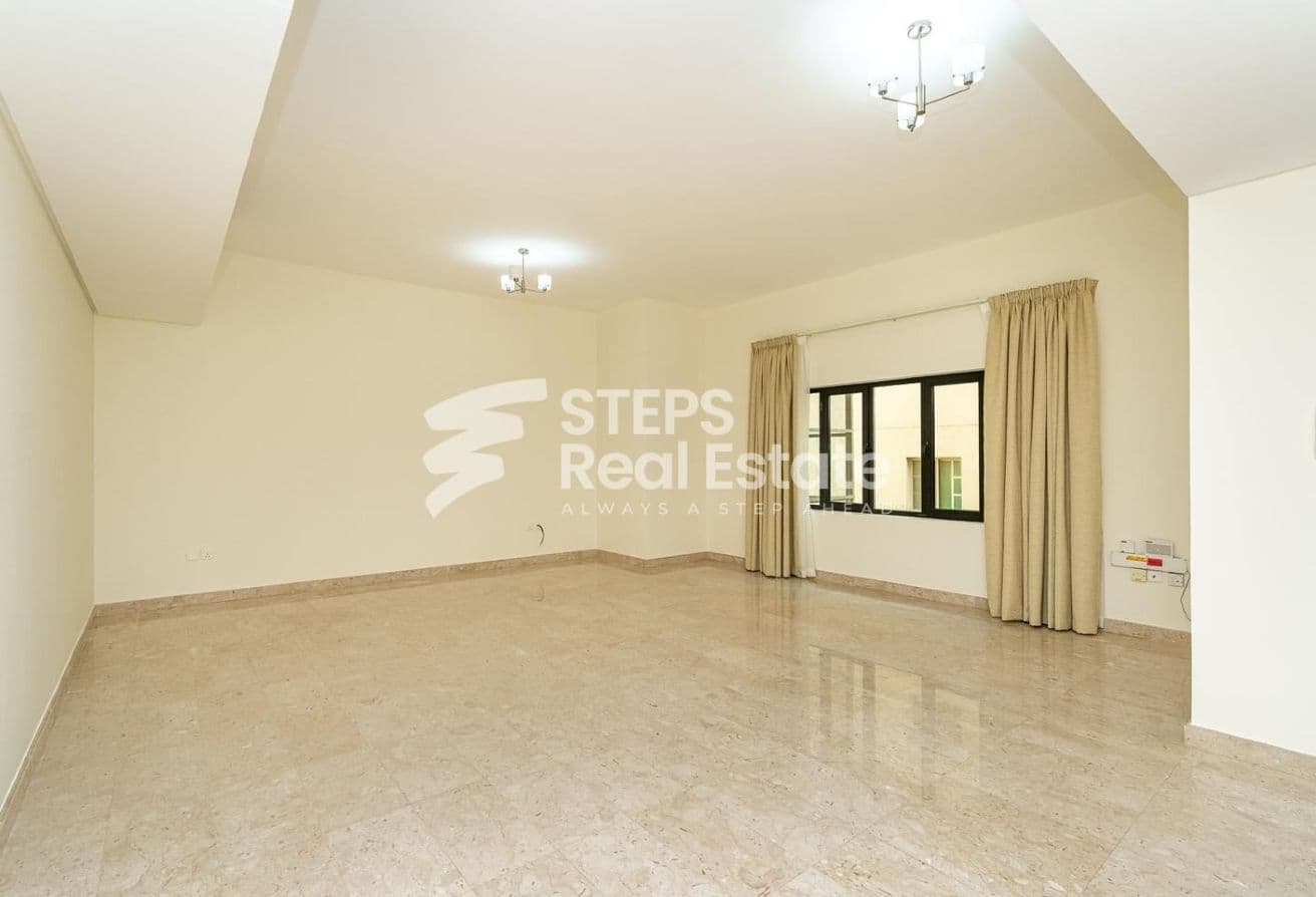 Clean and Spacious Apartment with Special Deal