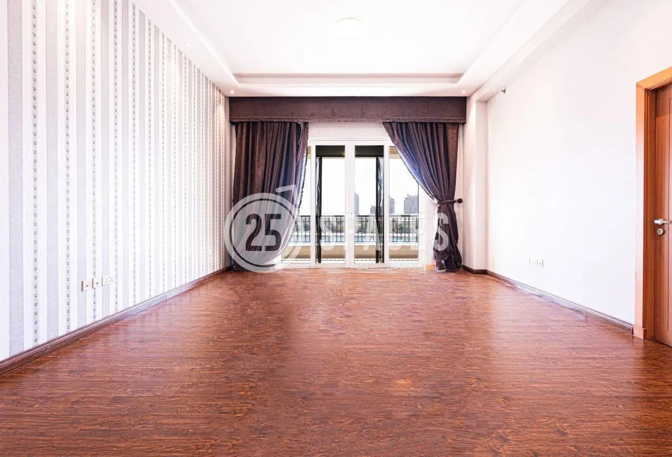 Direct Seaview I One Bedroom Low Rise I Balcony