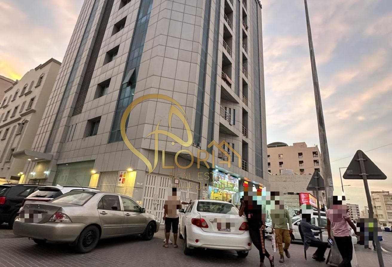 للبيع مبنى شقق فندقيه +2 محل - بالدوحة الجديدة