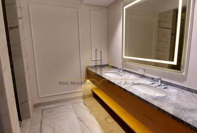 Luxury 3 BHK Fully Furnished Apartment