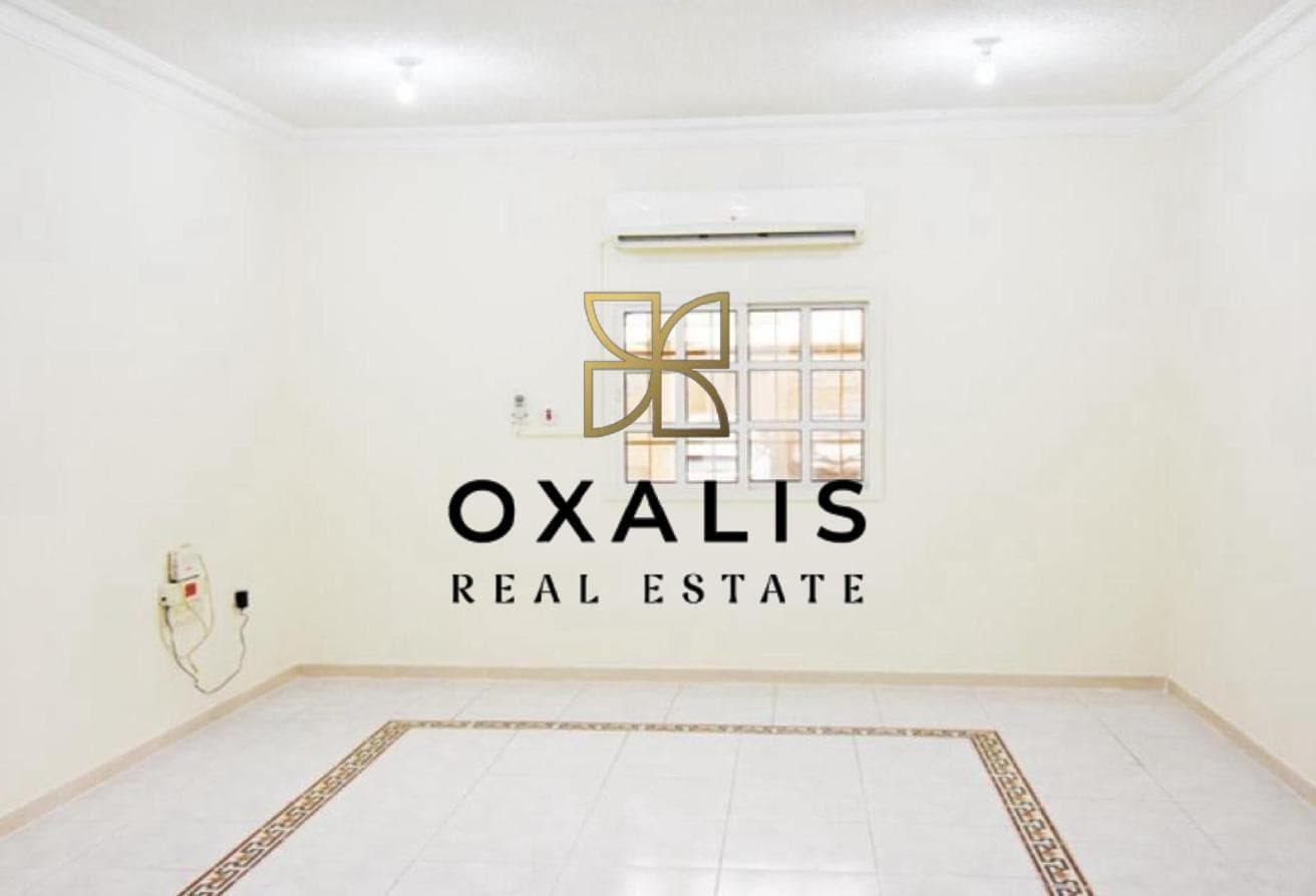WELL MAINTAINED 2 BHK SEMI FURNISHED | MUNTAZAH