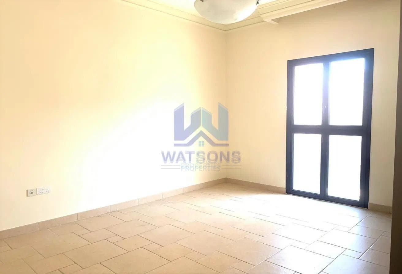 SPACIOUS SF 2BHK APT WITH BALCONY